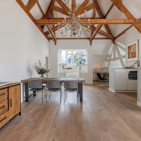 Apartment Beautiful Luxury Close To The And Centre