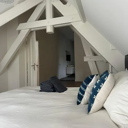 Apartman Beautiful Luxury Close To The And Centre Hága